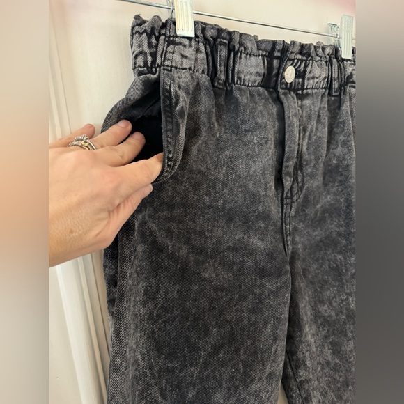 H&M girls wide leg washed black jeans with elastic waist - Picture 3 of 5